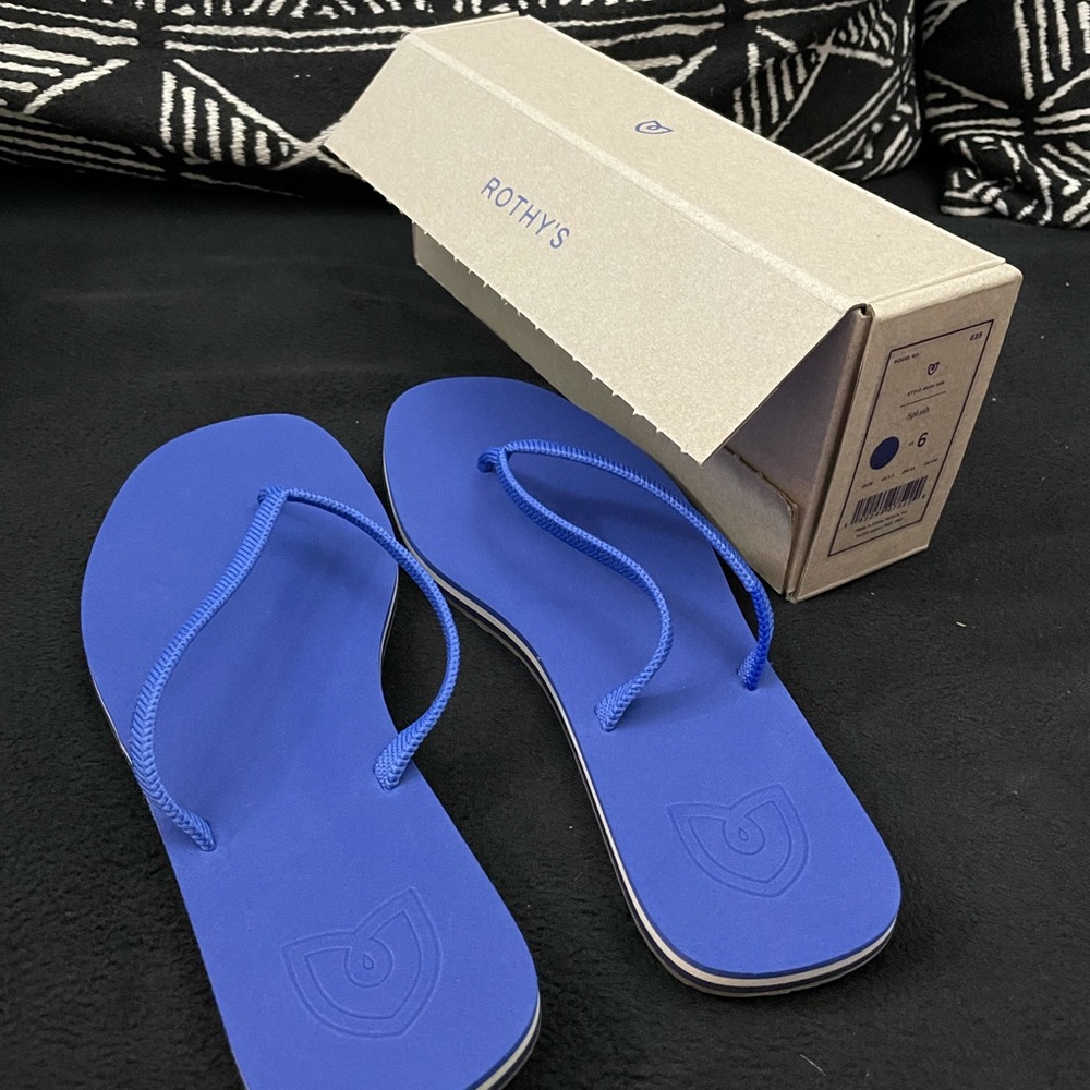 Rothy's flip flop (new) size 6